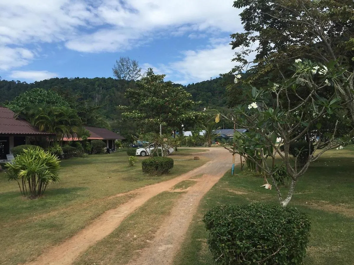 Lanta Mermaid Beach Front Resort Ko Lanta