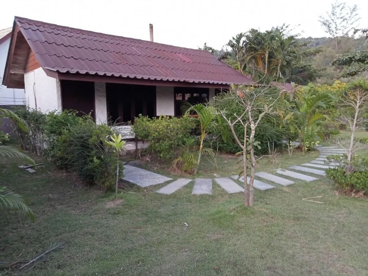 Lanta Mermaid Beach Front Resort 코란타